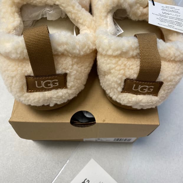 Ugg 키즈6(245) 플러쉬 슬리퍼 새상품