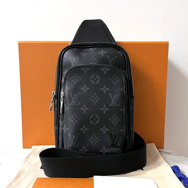 [S급/정품] 루이비통 에비뉴 슬링백PM 이클립스 크로스백 가방