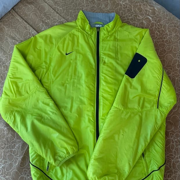Nike FIT THERMA