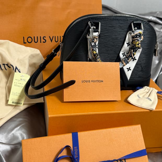 루이비통 알마bb 에피