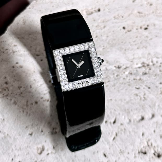 정품 샤넬 여자 다이아몬드 가죽 시계 신품 민트급