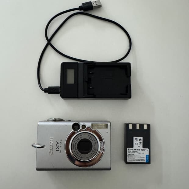 Canon ixy400 판매합니다(작례O)