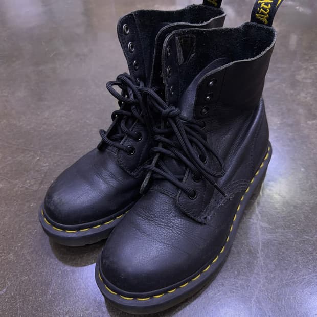 닥터마틴 파스칼 8홀 워커 부츠 블랙 230