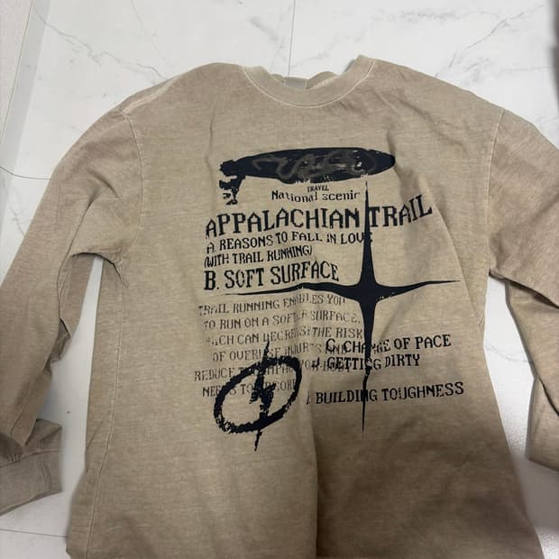 트래블 롱슬리브