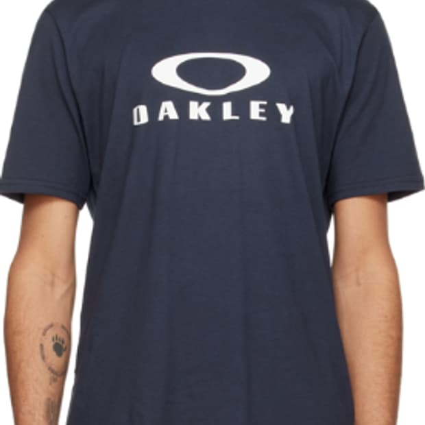 오클리 로고티 블랙