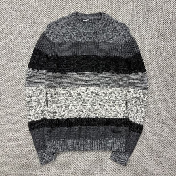 버커루 울블렌드 니트 v1909