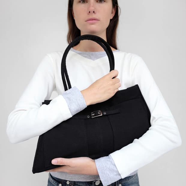 기마구아스 안나마리아 캔버스 백 / 블랙