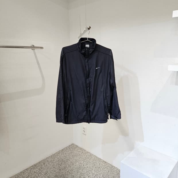 나이키 윈드브레이커 자켓