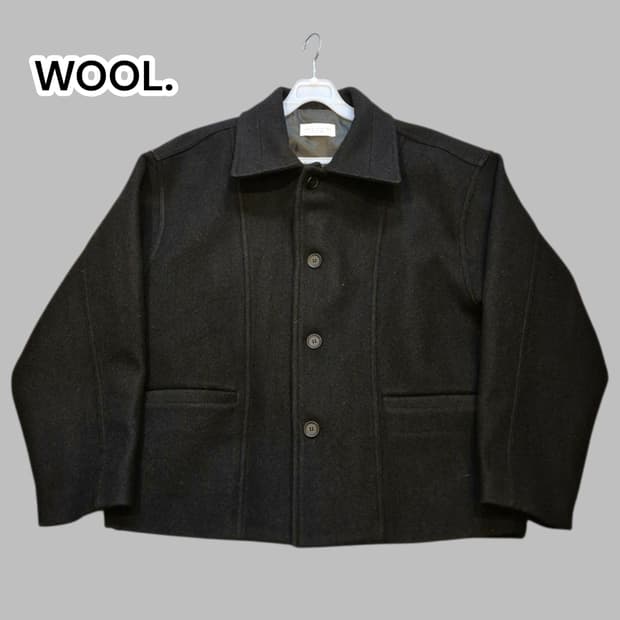 FREE(착샷잇음) 블랙 울 숏 카라자켓