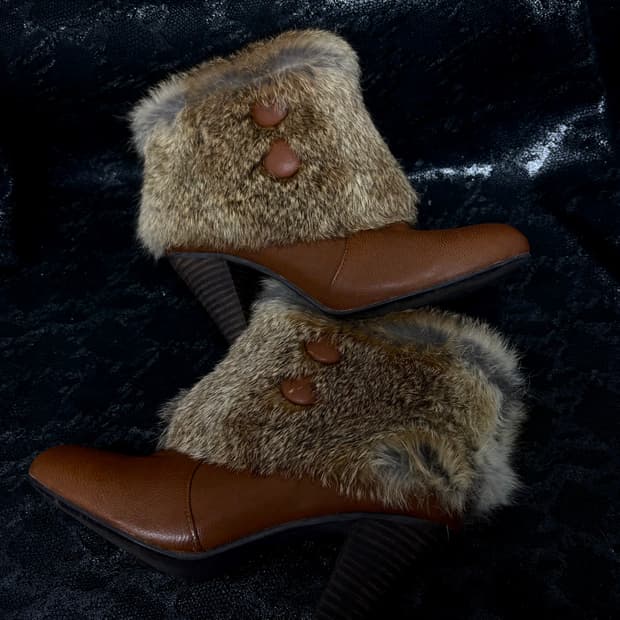 “Vintage”00’s Rare Design 2Big Button De