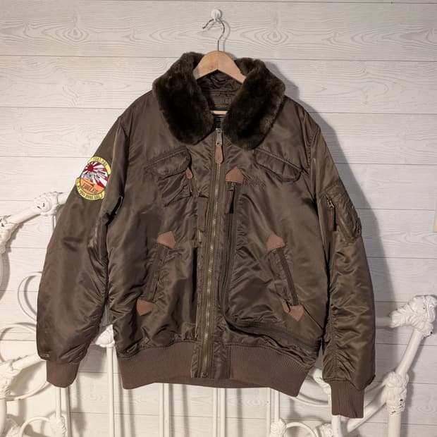  알파 인더스트리 플라이어스 재킷 봄버 브라운