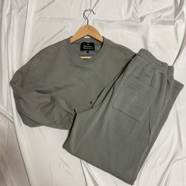 [38] 비비안웨스트우드 숏 스웨트셔츠 셋업