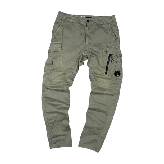 C.P. Company 씨피컴퍼니 렌즈 카고팬츠