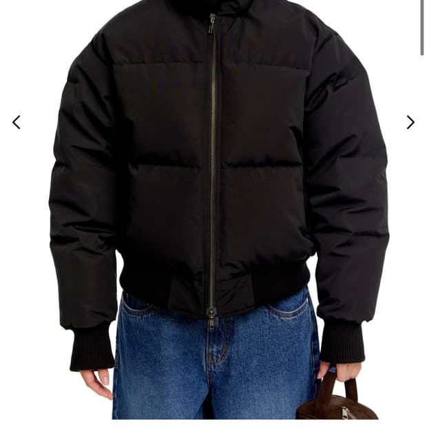 ERA이알에이 패딩(제니착용)