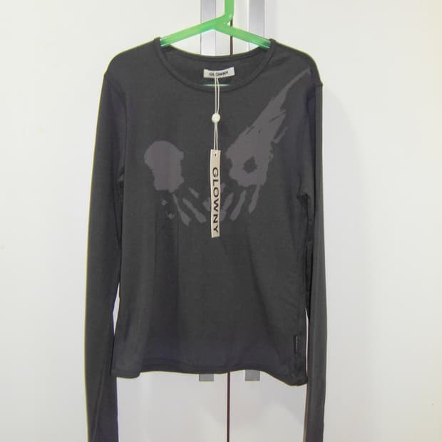 글로니 슬림핏 티셔츠