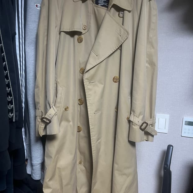 빈티지 베이지 버버리 트렌치 코트 판매 