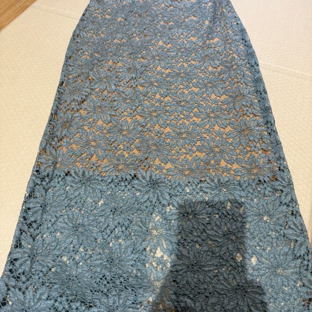 아크네스튜디오 레이스 시스루스커트