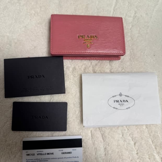(정품)프라다 비텔로 무브 카드 지갑 핑크