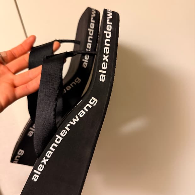 정품 알렉산더왕 웨지 플립플랍 블랙