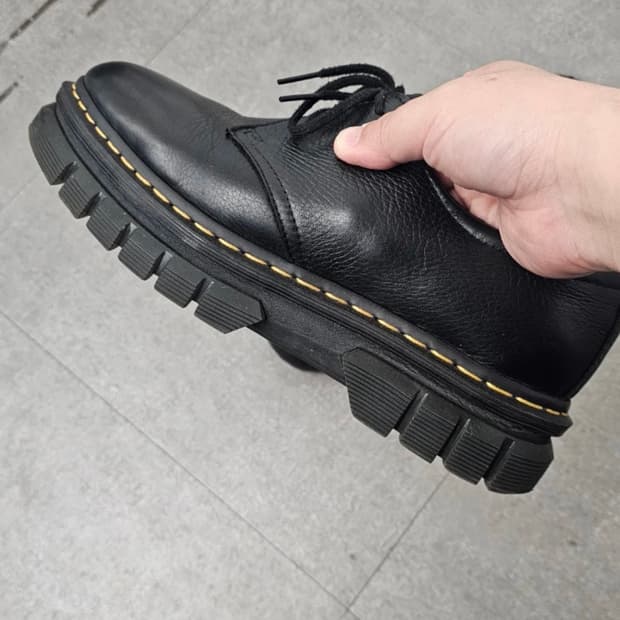 닥터마틴 리카드 3i