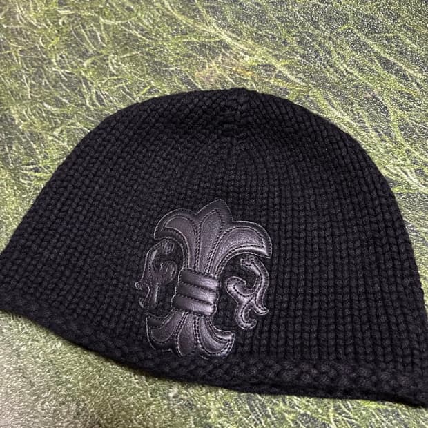 크롬하츠 캐시미어 플레어 비니