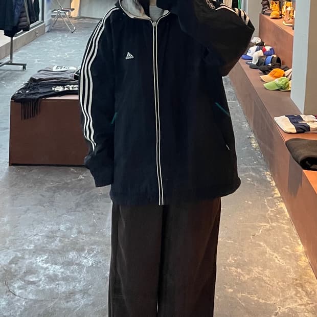 아디다스 올드스쿨 후드 누빔점퍼 H1055