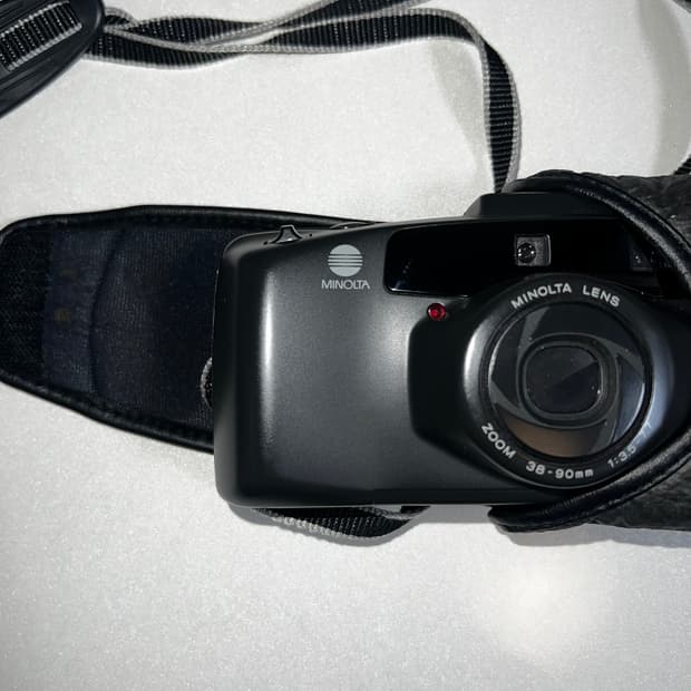 미놀타 RIVA ZOOM 90c QD 필름 카메라