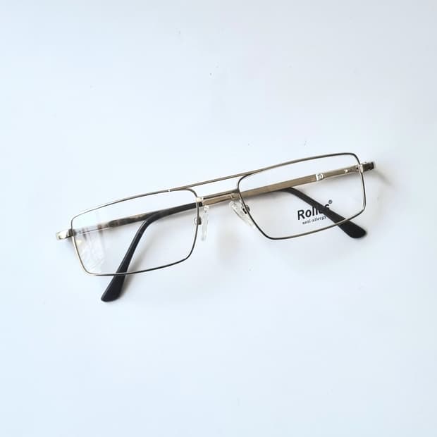 데드스탁  클래식과 유니크한 투브릿지 안경테 552