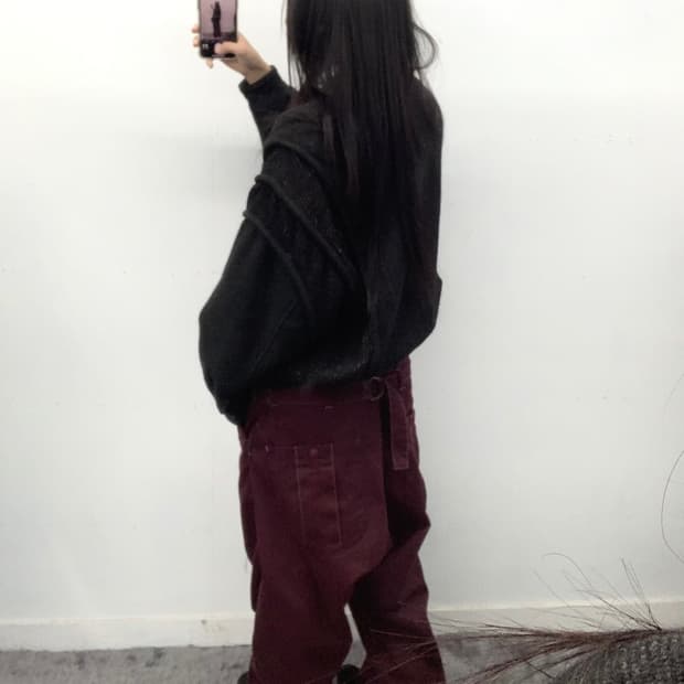 버건디 디테일 배기 카고 팬츠