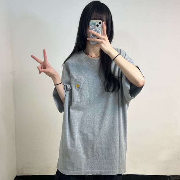 Carhartt grey t-shirt