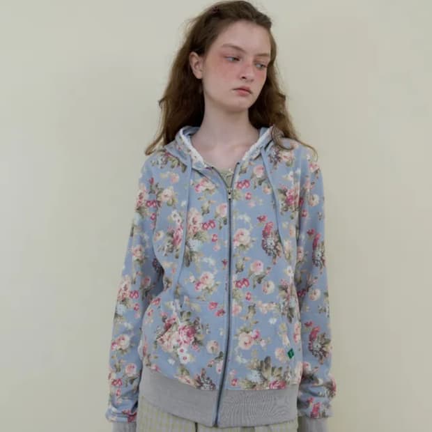 노컨텐츠 234. Flower Lace Zip-up _ Skyblue