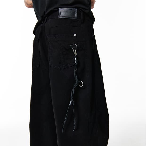 Xlim 07 synopsis 01 trousers