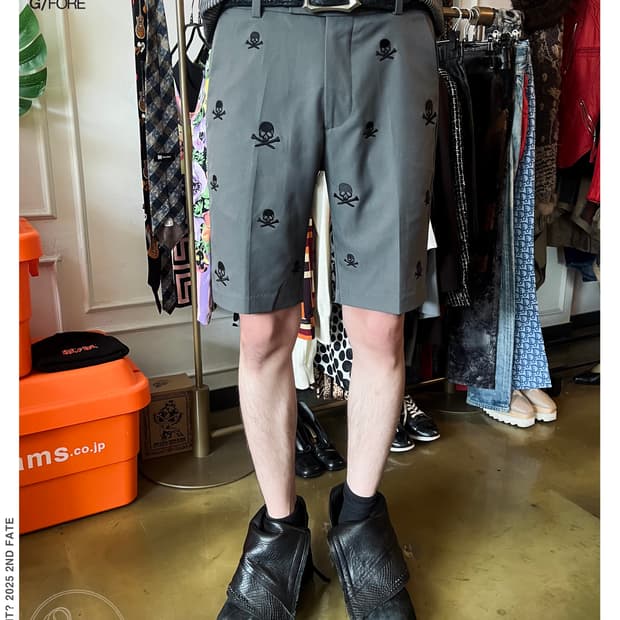G/FORE Vintage Skull Embroidery Shorts