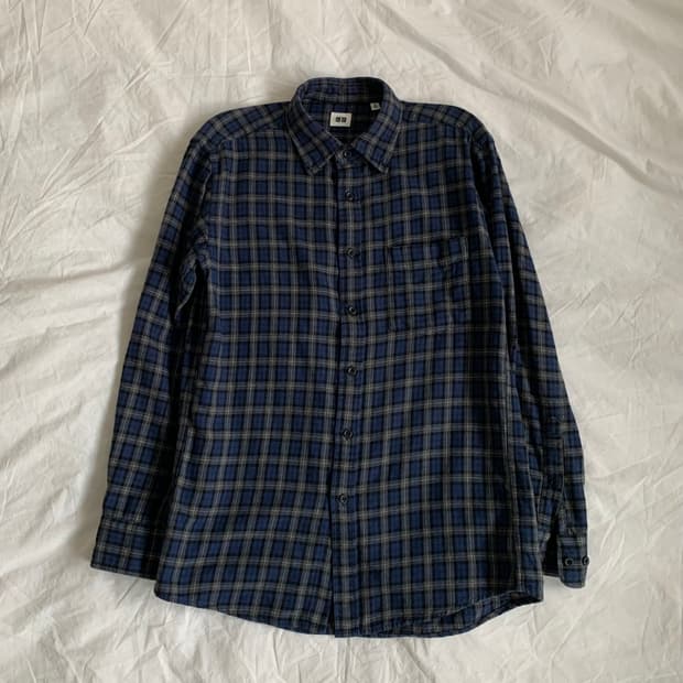 UNIQLO 블루 셔츠
