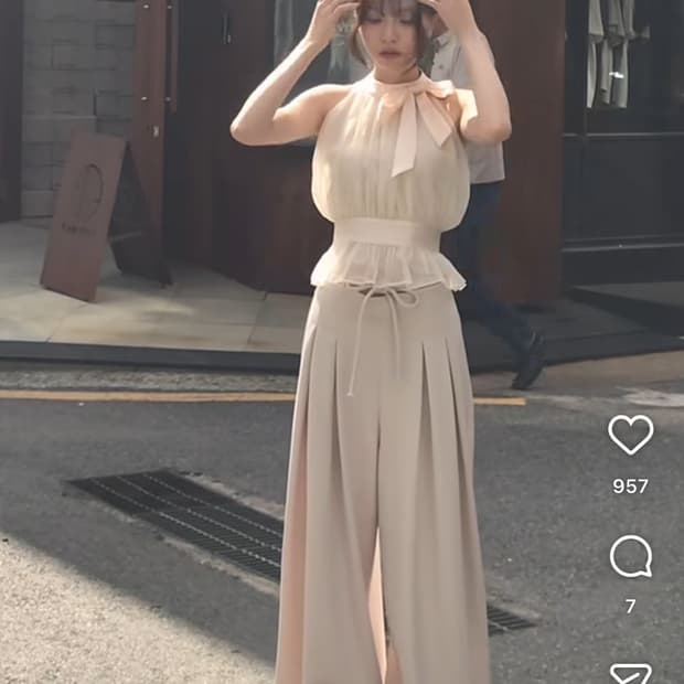 (세트) 클라우드이모션 올드새틴 블라우스 + 로피 와이드 슬랙스
