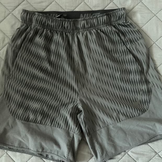 나이키 드라이핏 반바지 M사이즈