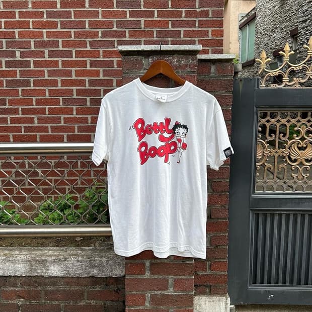  “ Betty boop " t-shirt