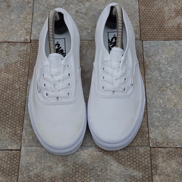 (225)반스 어센틱 화이트