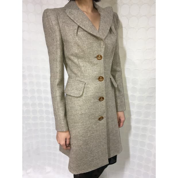 vivienne westwood runway숄더 포인트 클래식 코트