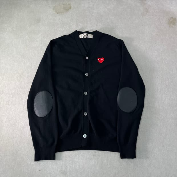 105 꼼데가르송 하트와펜 백화점택 울 가디건