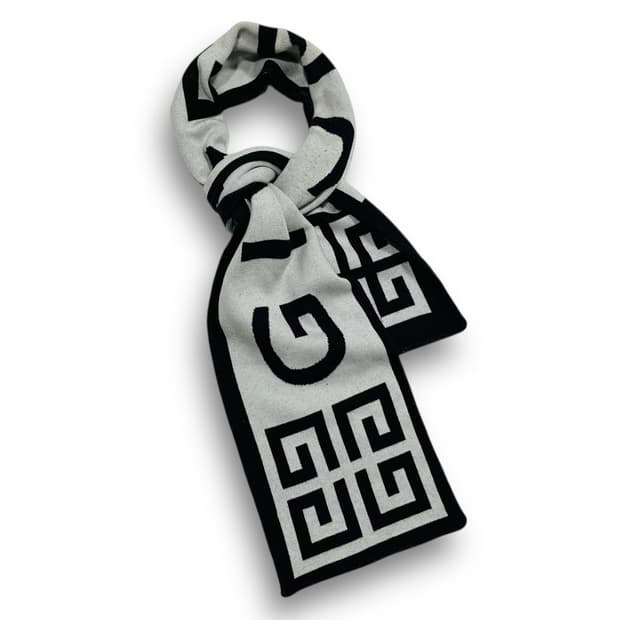 GIVENCHY 4G Geometry Rock Chic muffler