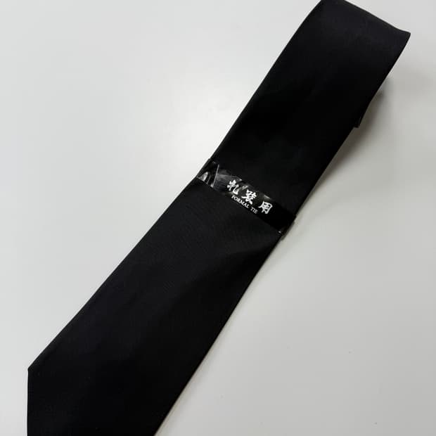 빈티지 블랙 실크 넥타이 8.5cm