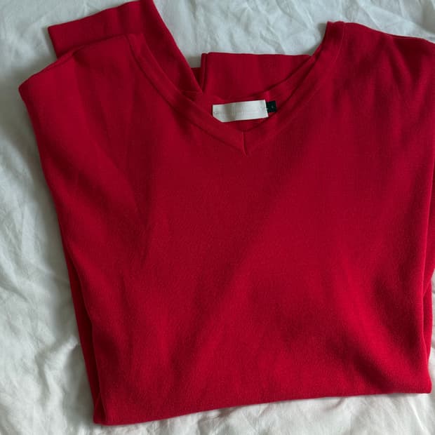 아모멘토 투웨이 넥 풀오버 니트 레드 L size