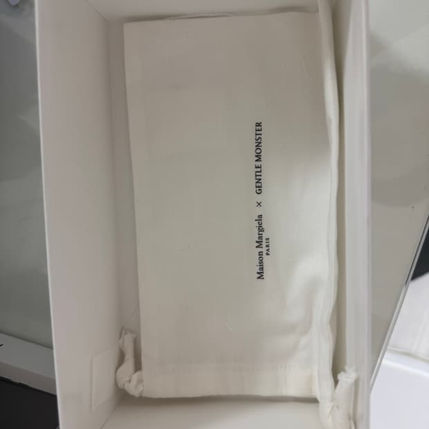 마르지엘리x 젠틀몬스터 mm207