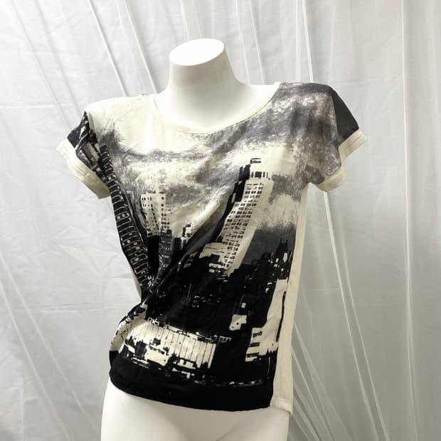 [Vintage] Grunge One-Shoulder T-Shirt