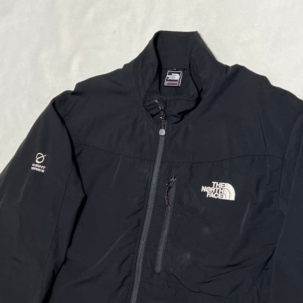 105 노스페이스 플라이트 블랙 바람막이