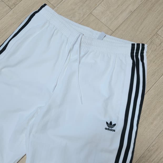 M) 아디다스 화이트 안감 삼선 트랙팬츠