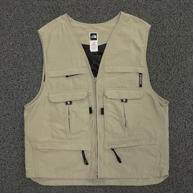 North face  노스페이스 센터 자수로고 유틸리티