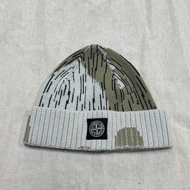 스톤아일랜드 레인 카모 비니 