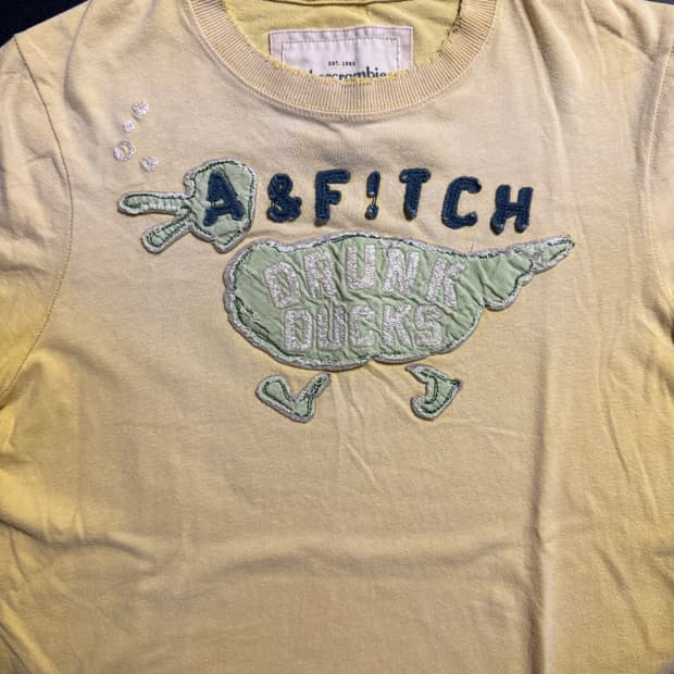 아베크롬비 반팔티 M